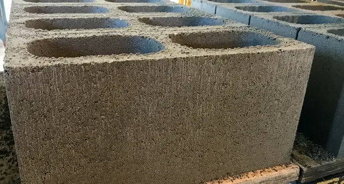 Produtos para produção de pavers e blocos de concreto